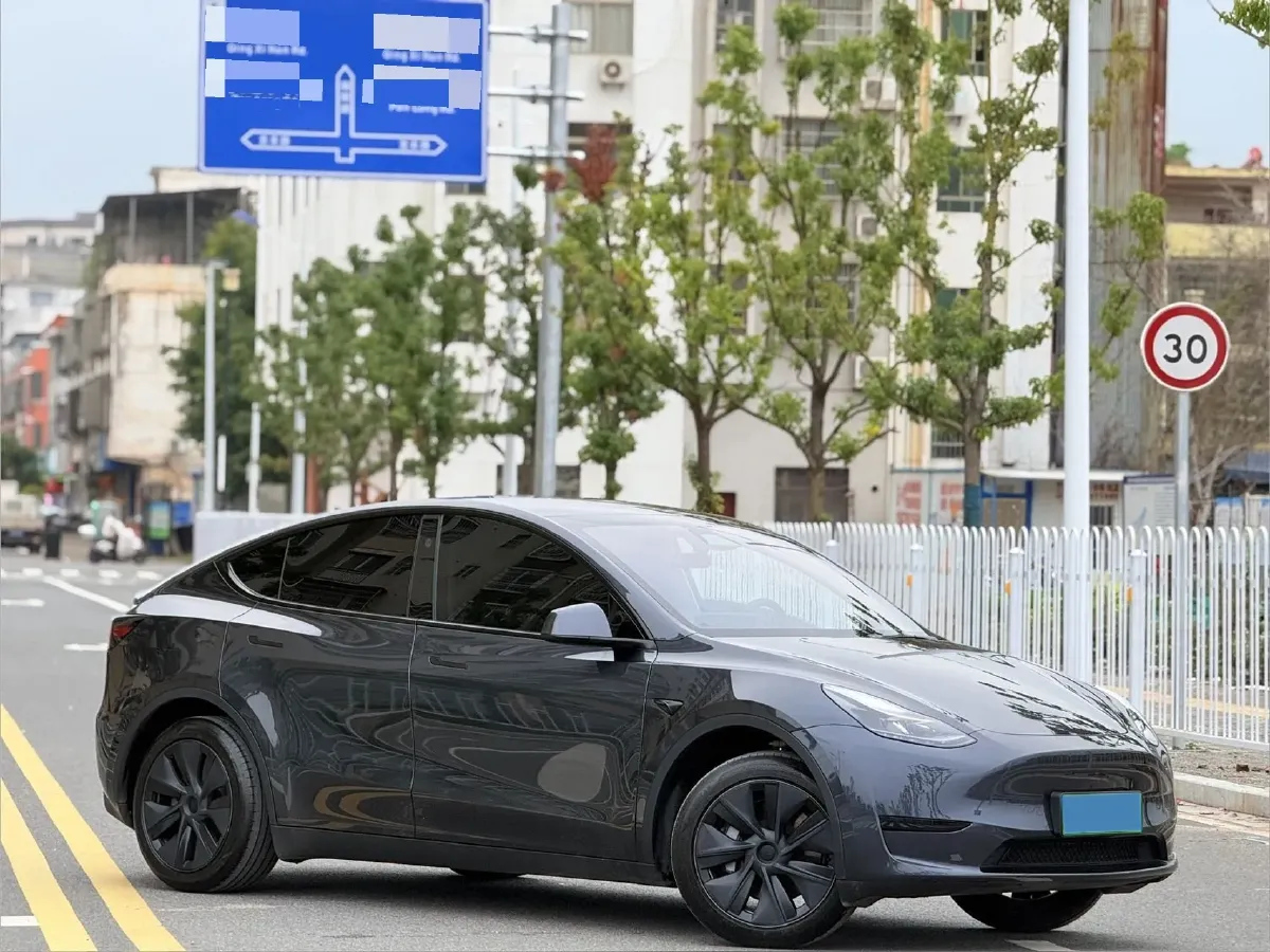 2024 Iveco OuSheng BEV 77.28KWH,autocango,china used car exporter,china ev exporter,chinese used car exporter,chinese used ev exporter