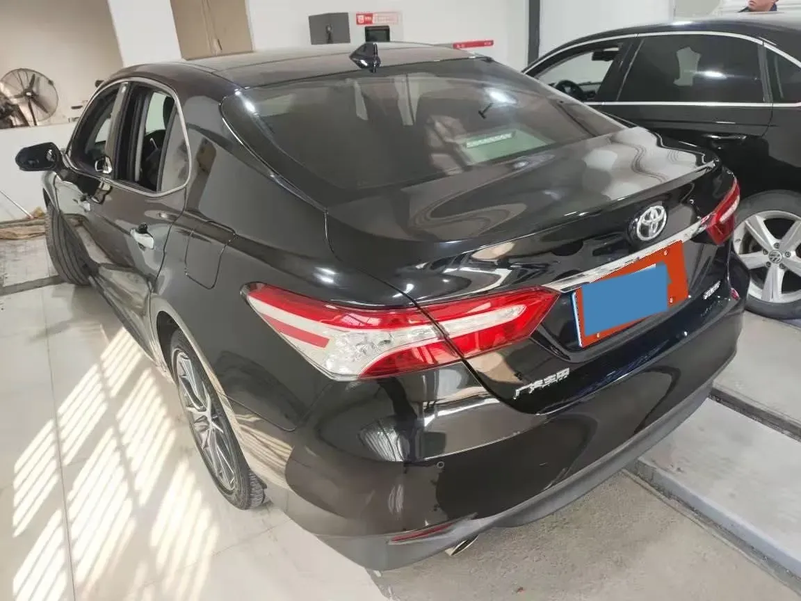 2021 Toyota Camry 2.5L 209HP L4 8AT,autocango,china used car exporter,china ev exporter,chinese used car exporter,chinese used ev exporter