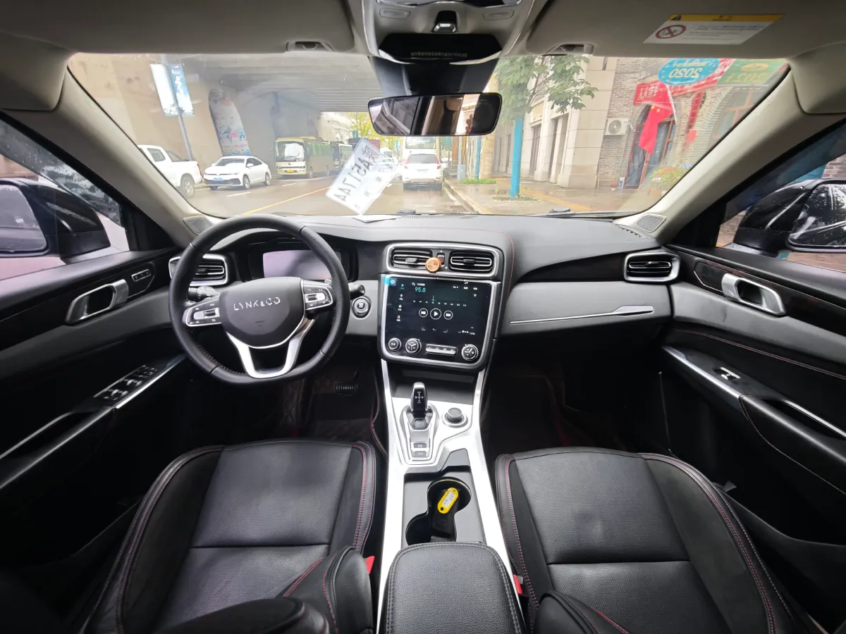 2017 Foton Sauvana 2.0T 218HP L4 6AT,autocango,china used car exporter,china ev exporter,chinese used car exporter,chinese used ev exporter