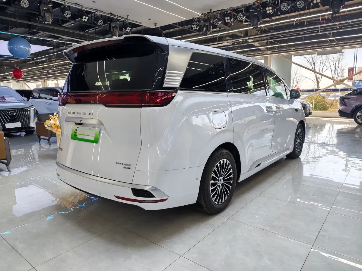 2025 Denza D9 1.5T 156HP L4 E-CVT PHEV 40KWH,autocango,china used car exporter,china ev exporter,chinese used car exporter,chinese used ev exporter
