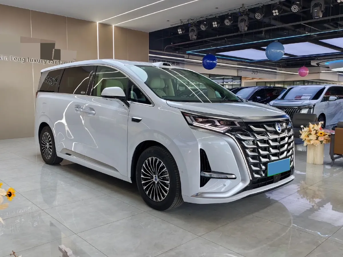 2025 Denza D9 1.5T 156HP L4 E-CVT PHEV 40KWH,autocango,china used car exporter,china ev exporter,chinese used car exporter,chinese used ev exporter