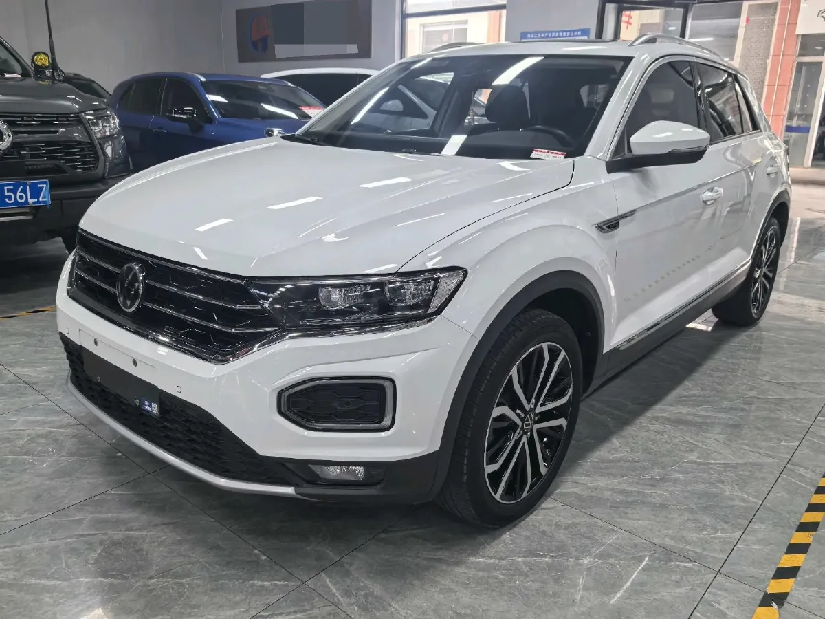 2022 Volkswagen T-Roc 1.4T 150HP L4 7DCT,autocango,china used car exporter,china ev exporter,chinese used car exporter,chinese used ev exporter