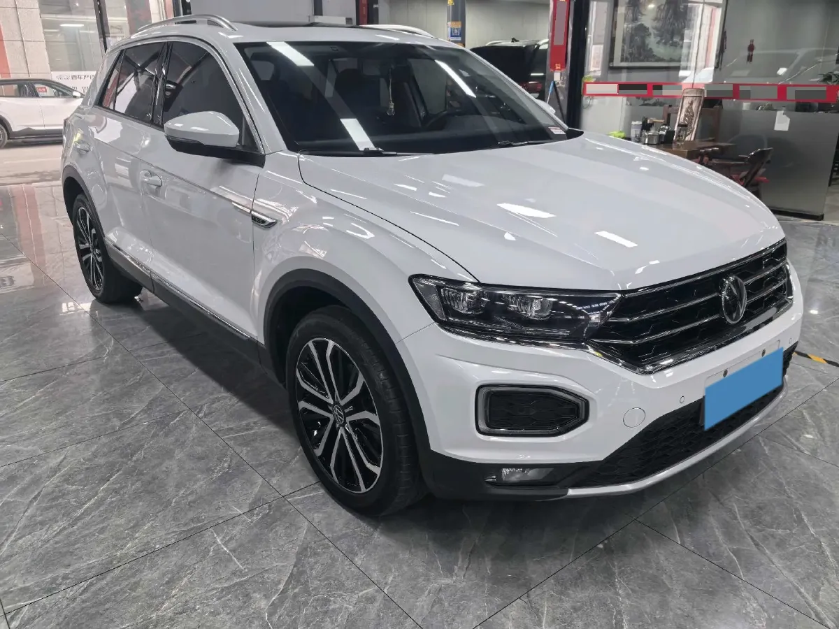 2022 Volkswagen T-Roc 1.4T 150HP L4 7DCT,autocango,china used car exporter,china ev exporter,chinese used car exporter,chinese used ev exporter