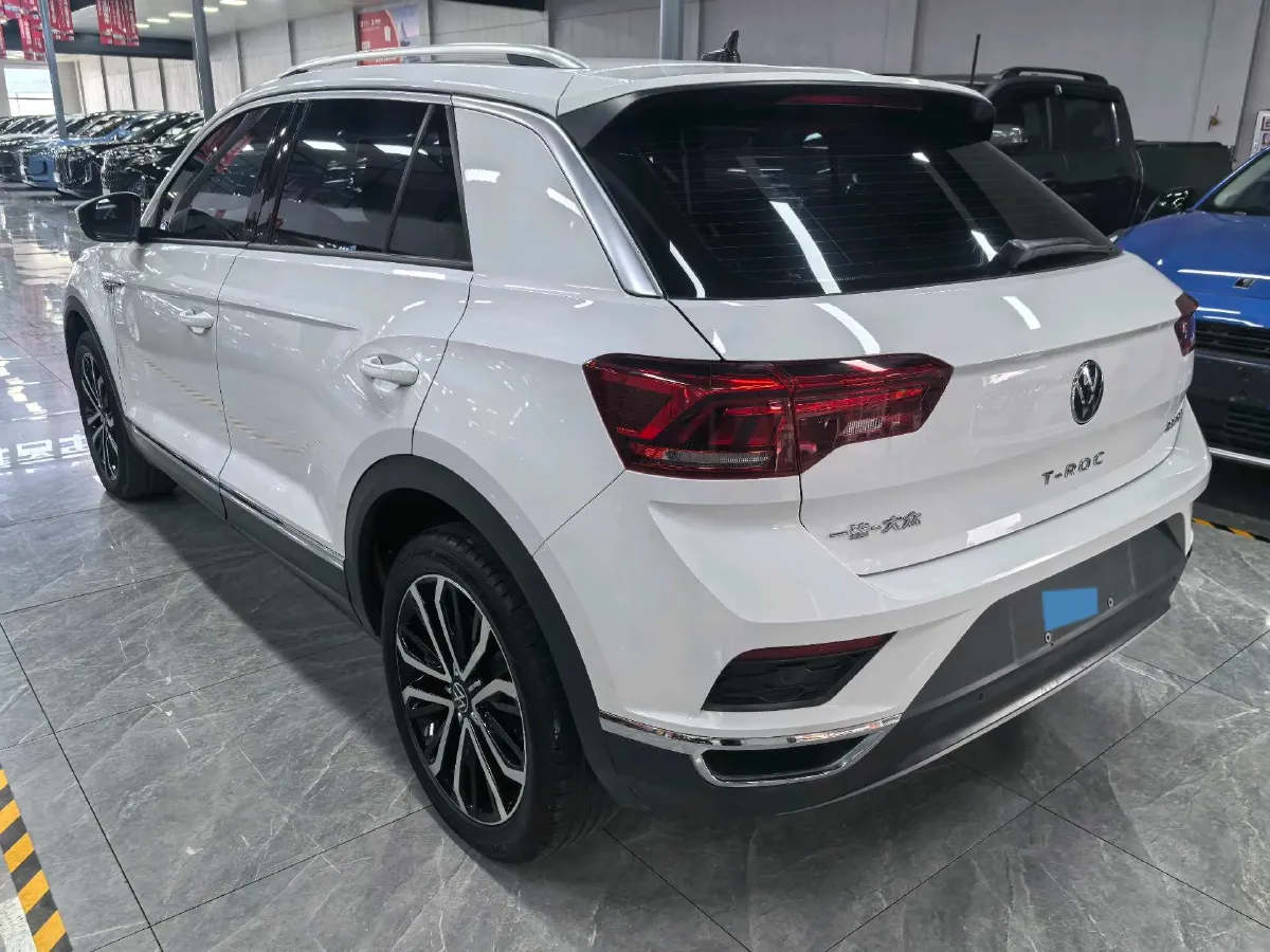 2022 Volkswagen T-Roc 1.4T 150HP L4 7DCT,autocango,china used car exporter,china ev exporter,chinese used car exporter,chinese used ev exporter