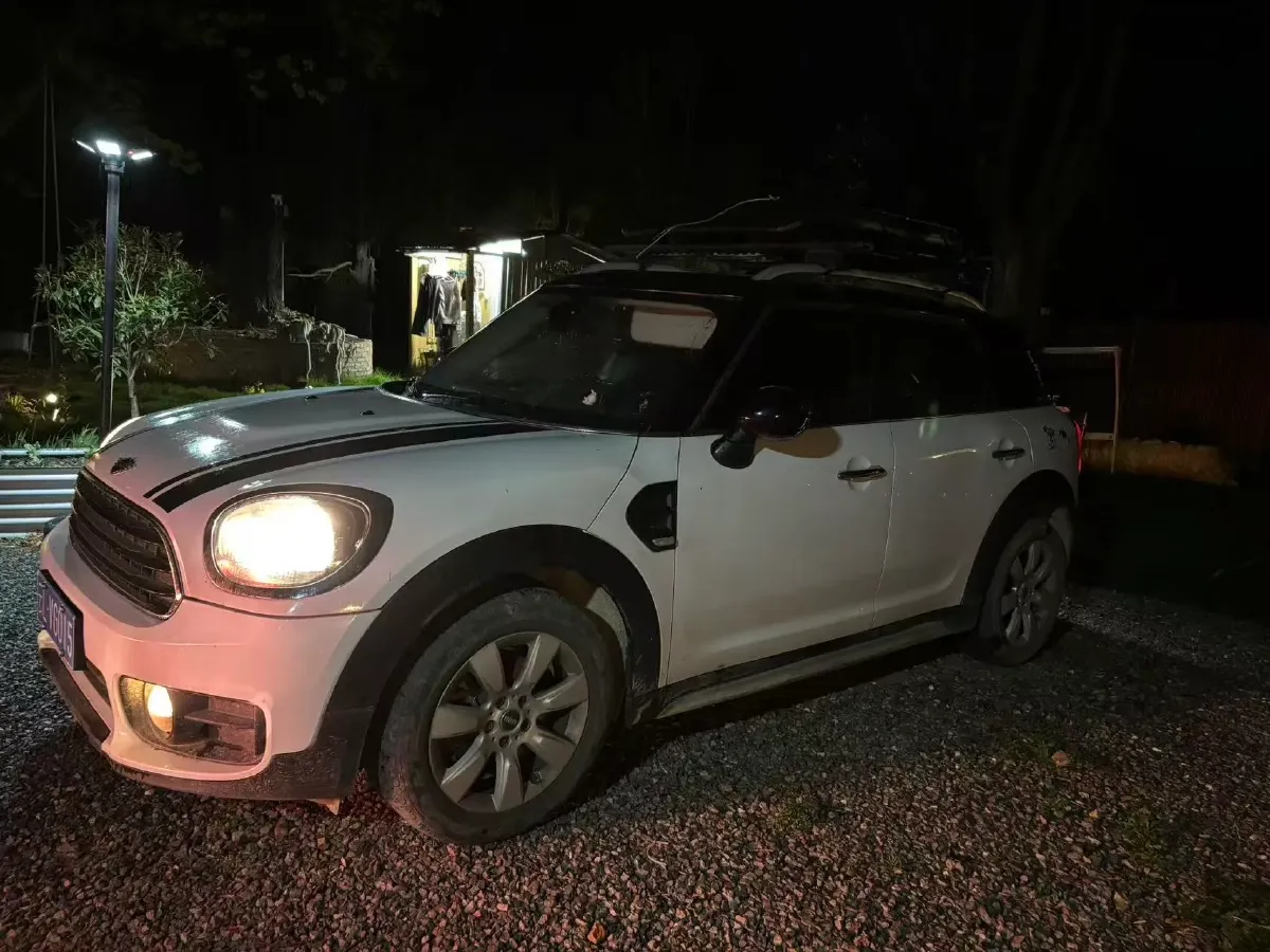2017 MINI COUNTRYMAN 1.5T 136HP L3 6AT,autocango,china used car exporter,china ev exporter,chinese used car exporter,chinese used ev exporter