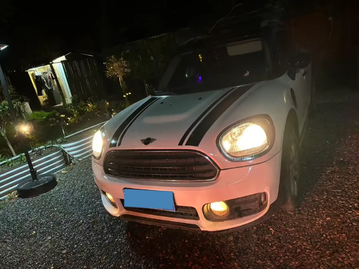 2017 MINI COUNTRYMAN 1.5T 136HP L3 6AT,autocango,china used car exporter,china ev exporter,chinese used car exporter,chinese used ev exporter