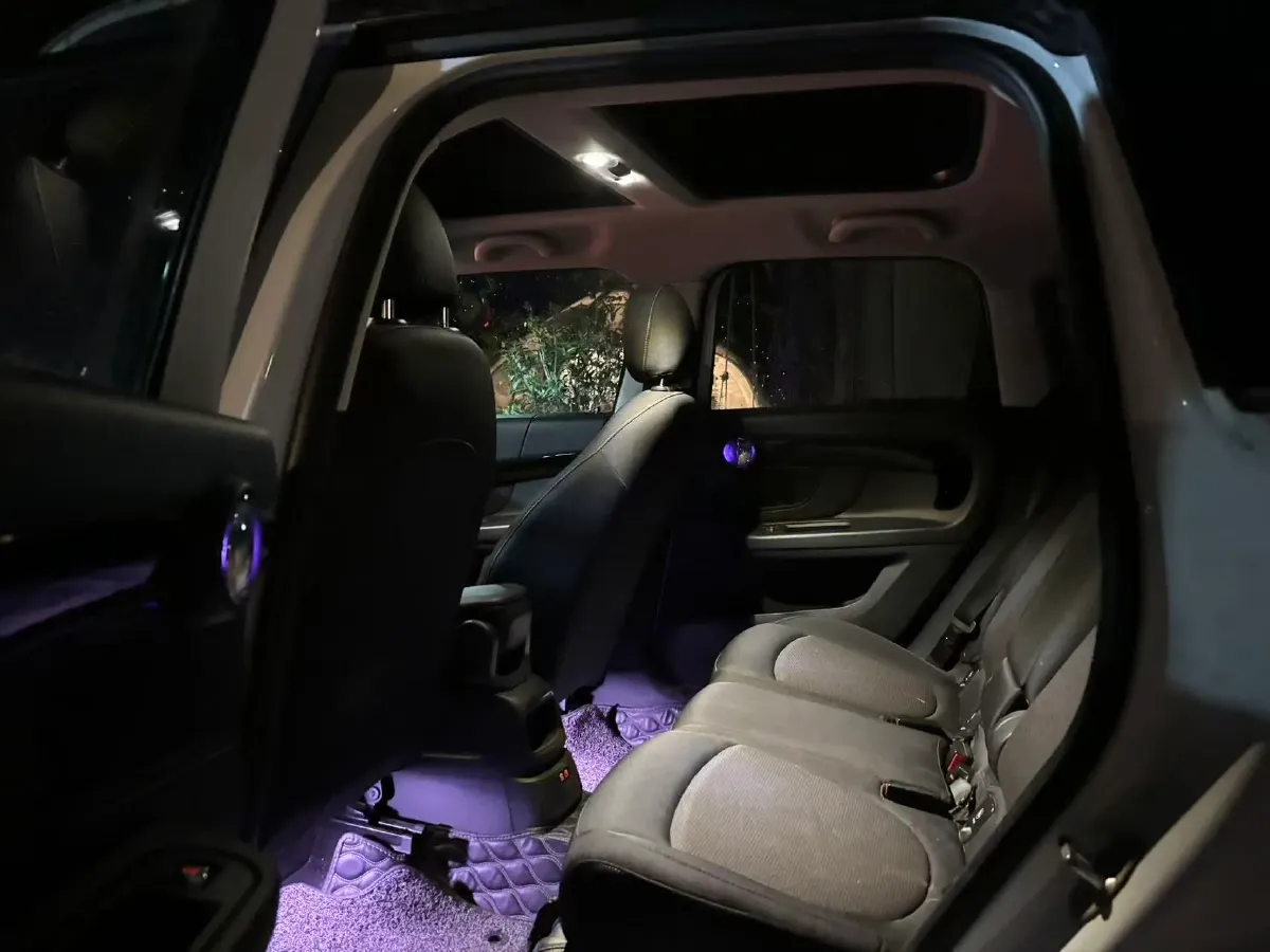 2017 MINI COUNTRYMAN 1.5T 136HP L3 6AT,autocango,china used car exporter,china ev exporter,chinese used car exporter,chinese used ev exporter