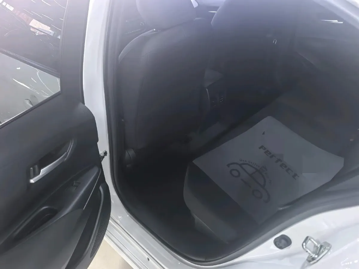 2023 Toyota Corolla 1.8L 98HP L4 E-CVT Hybrid,autocango,china used car exporter,china ev exporter,chinese used car exporter,chinese used ev exporter