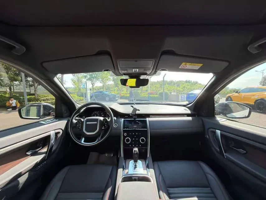 2020 Land Rover Discovery Sport 2.0T 249HP L4 9AT,autocango,china used car exporter,china ev exporter,chinese used car exporter,chinese used ev exporter