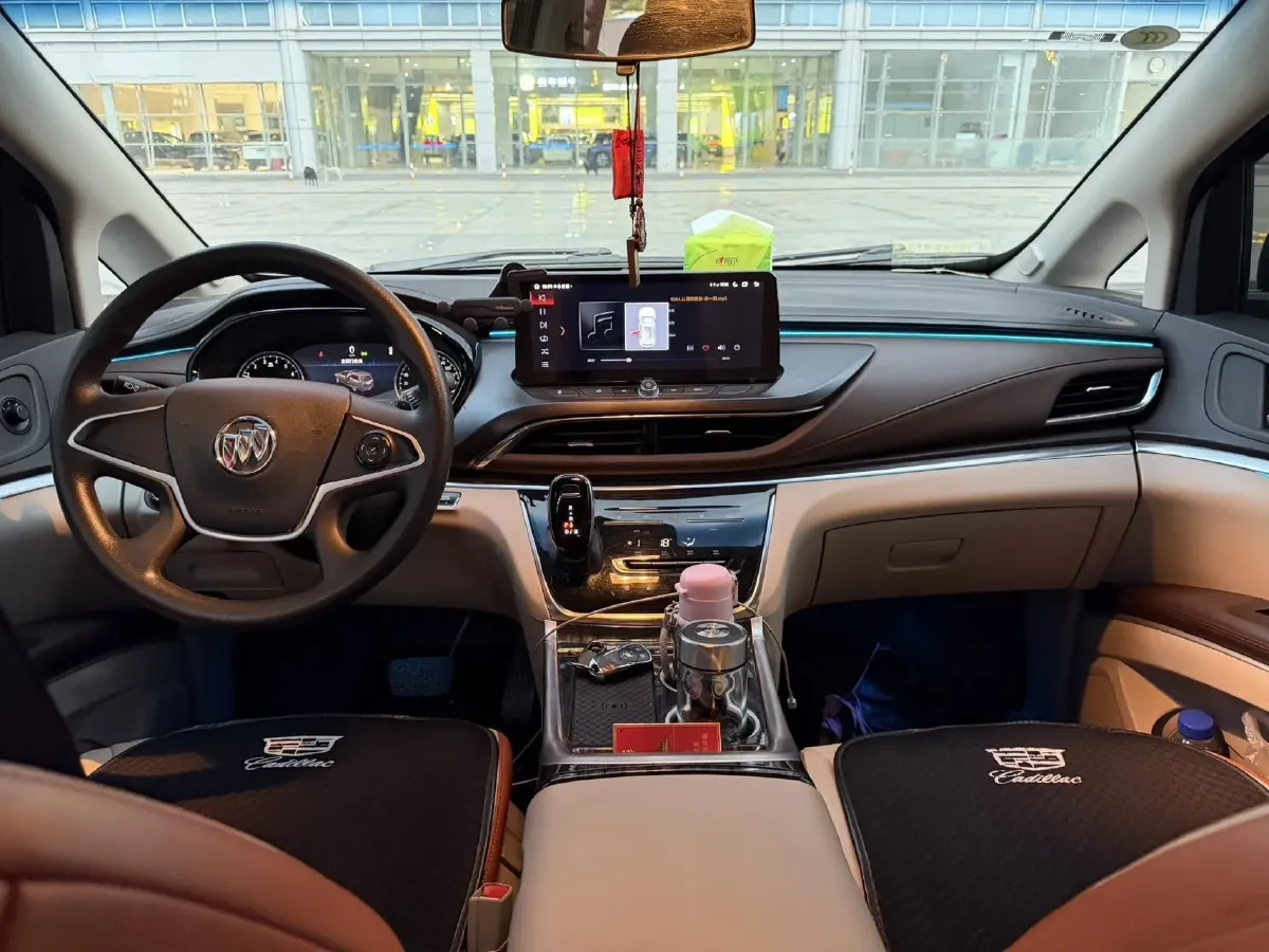2021 Buick GL8 2.0T 237HP L4 9AT,autocango,china used car exporter,china ev exporter,chinese used car exporter,chinese used ev exporter