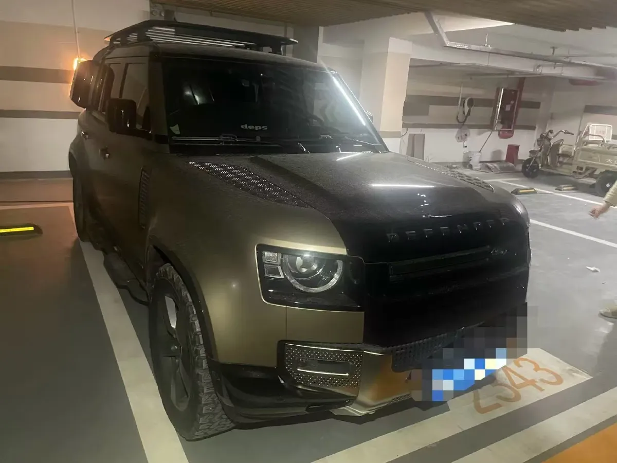 2023 Land Rover Defender 3.0T 400HP L6 8AT,autocango,china used car exporter,china ev exporter,chinese used car exporter,chinese used ev exporter