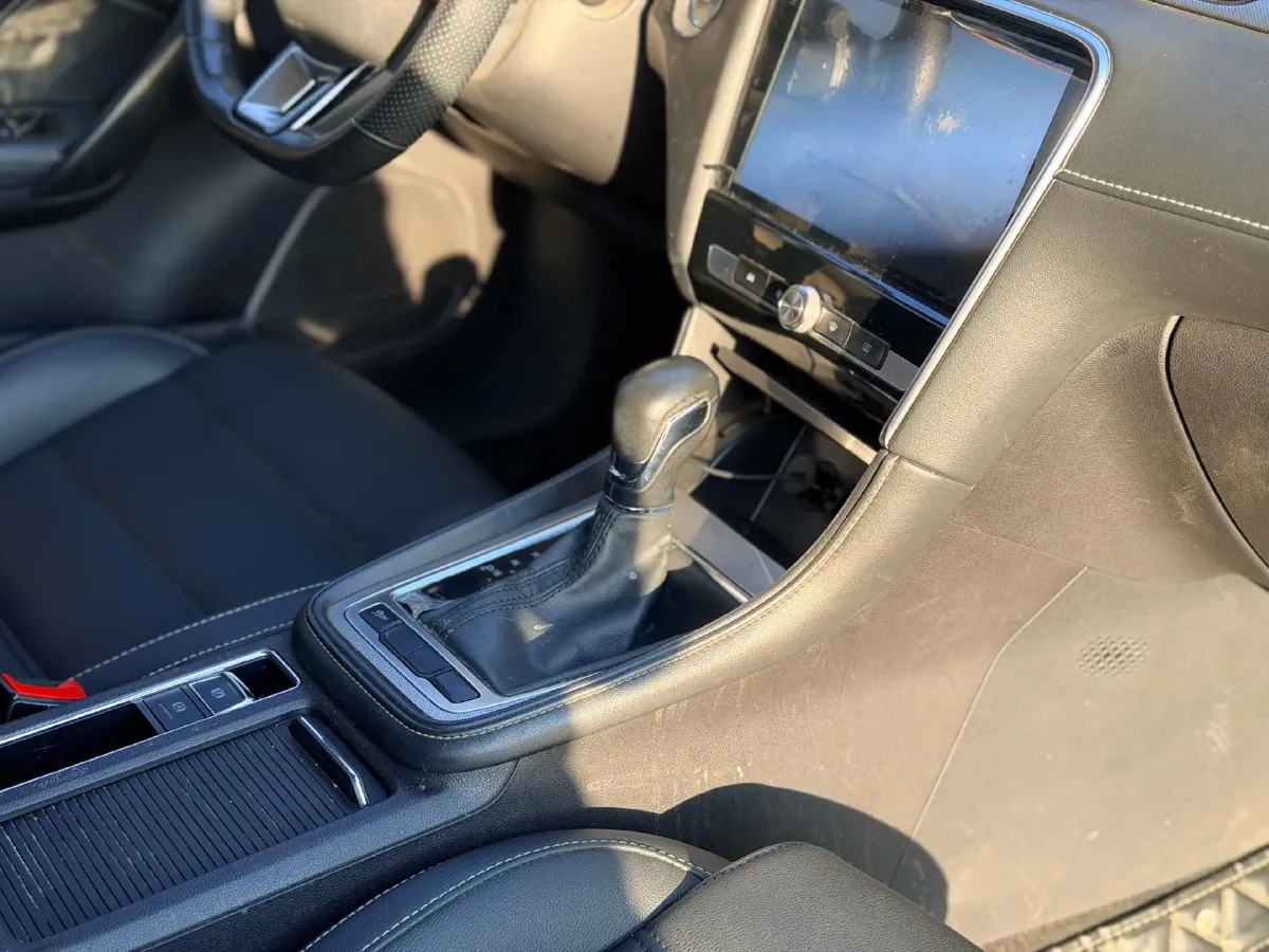 2017 MG MG6 1.5T 169HP L4 7DCT,autocango,china used car exporter,china ev exporter,chinese used car exporter,chinese used ev exporter