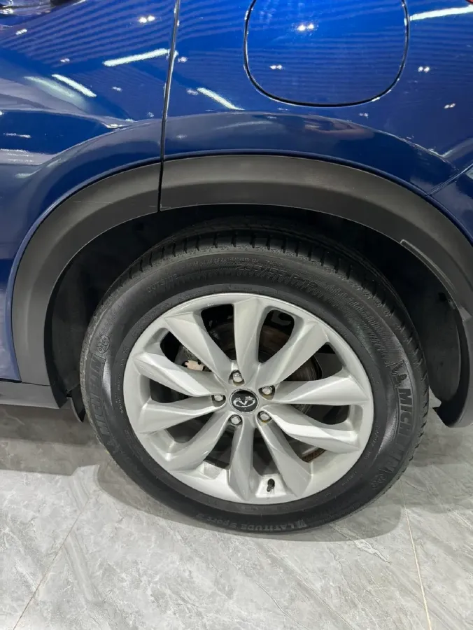 2018 Infiniti QX30 2.0T 211HP L4 7DCT,autocango,china used car exporter,china ev exporter,chinese used car exporter,chinese used ev exporter