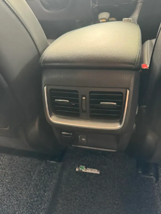 2018 Infiniti QX30 2.0T 211HP L4 7DCT,autocango,china used car exporter,china ev exporter,chinese used car exporter,chinese used ev exporter