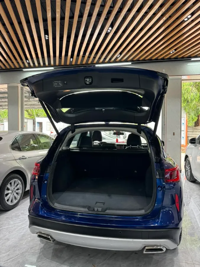 2018 Infiniti QX30 2.0T 211HP L4 7DCT,autocango,china used car exporter,china ev exporter,chinese used car exporter,chinese used ev exporter