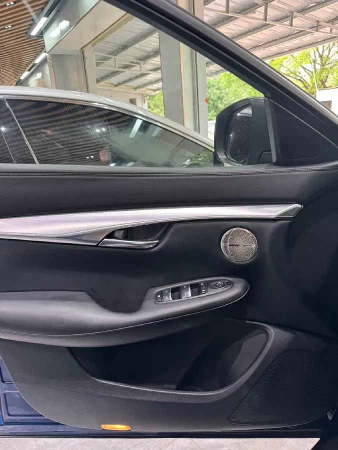 2018 Infiniti QX30 2.0T 211HP L4 7DCT,autocango,china used car exporter,china ev exporter,chinese used car exporter,chinese used ev exporter