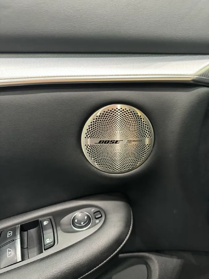 2018 Infiniti QX30 2.0T 211HP L4 7DCT,autocango,china used car exporter,china ev exporter,chinese used car exporter,chinese used ev exporter