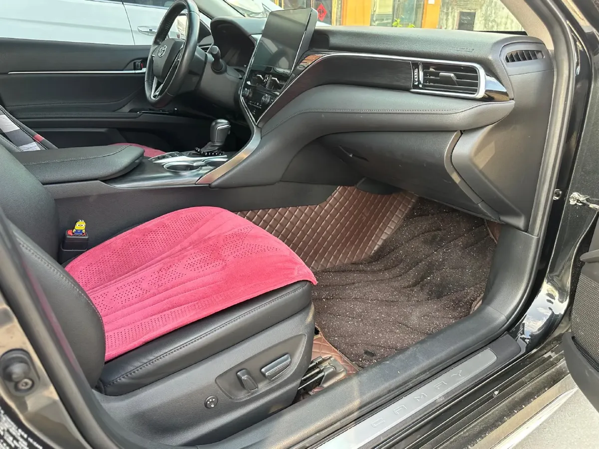 2023 Toyota Camry 2.5L 178HP L4 E-CVT Hybrid,autocango,china used car exporter,china ev exporter,chinese used car exporter,chinese used ev exporter