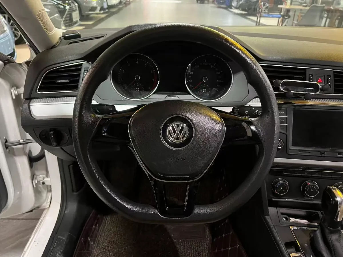 2018 Volkswagen Lamando 1.4T 131HP L4 7DCT,autocango,china used car exporter,china ev exporter,chinese used car exporter,chinese used ev exporter