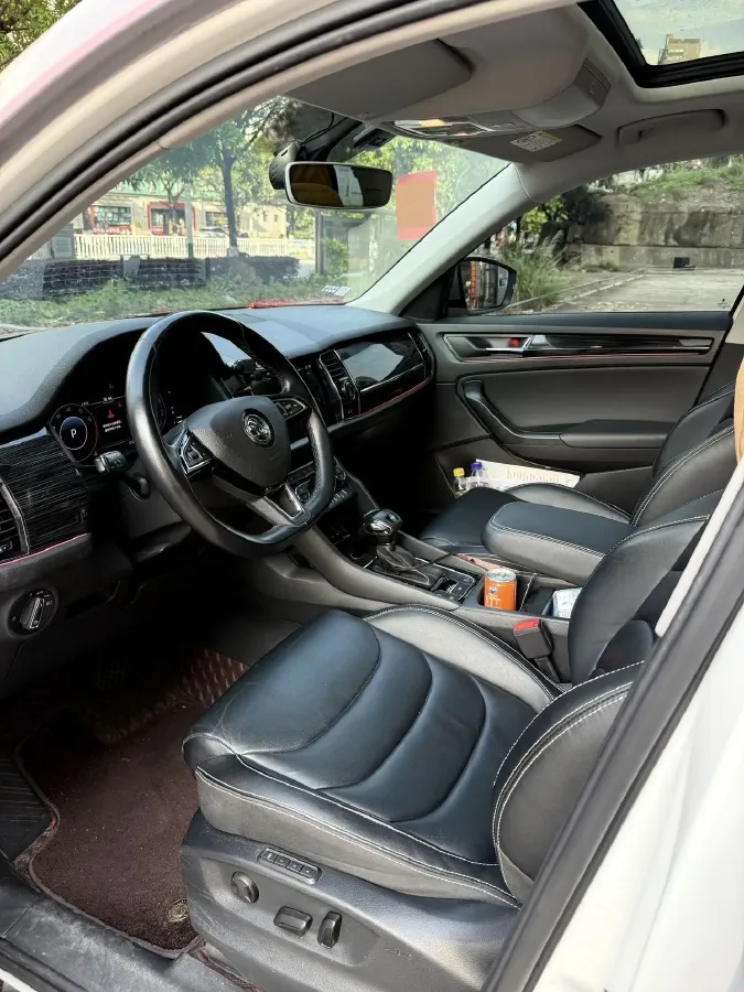 2020 Skoda Kodiak 2.0T 186HP L4 7DCT,autocango,china used car exporter,china ev exporter,chinese used car exporter,chinese used ev exporter