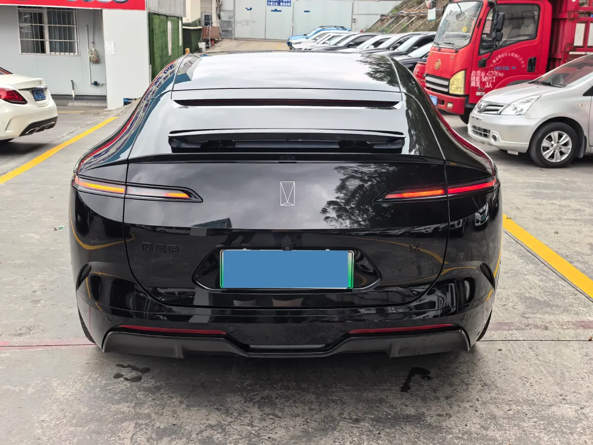 2025 Avatr 12 1.5T 156HP L4 REEV 39.05KWH,autocango,china used car exporter,china ev exporter,chinese used car exporter,chinese used ev exporter