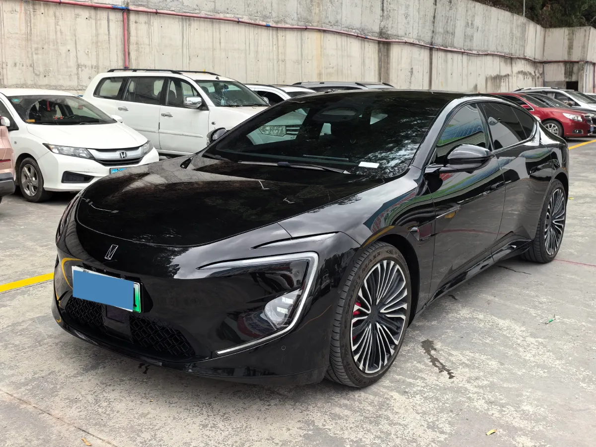 2025 Avatr 12 1.5T 156HP L4 REEV 39.05KWH,autocango,china used car exporter,china ev exporter,chinese used car exporter,chinese used ev exporter