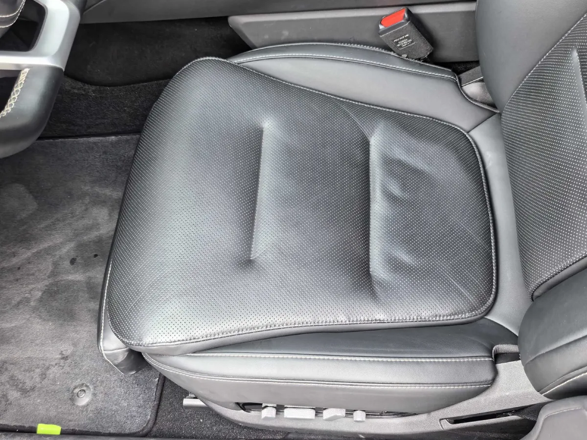 2025 Avatr 12 1.5T 156HP L4 REEV 39.05KWH,autocango,china used car exporter,china ev exporter,chinese used car exporter,chinese used ev exporter