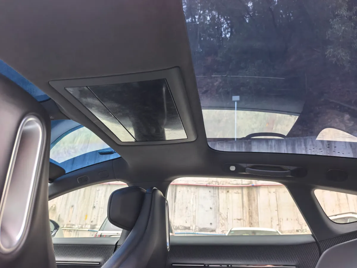 2025 Avatr 12 1.5T 156HP L4 REEV 39.05KWH,autocango,china used car exporter,china ev exporter,chinese used car exporter,chinese used ev exporter