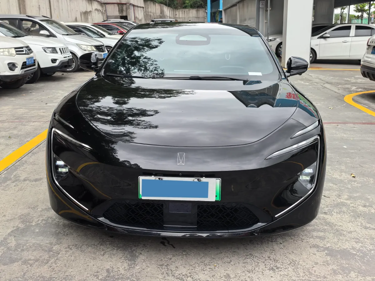 2025 Avatr 12 1.5T 156HP L4 REEV 39.05KWH,autocango,china used car exporter,china ev exporter,chinese used car exporter,chinese used ev exporter