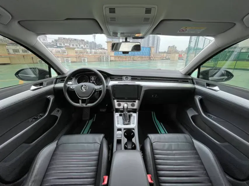 2019 Citroen C6 1.6T 170HP L4 6AT,autocango,china used car exporter,china ev exporter,chinese used car exporter,chinese used ev exporter