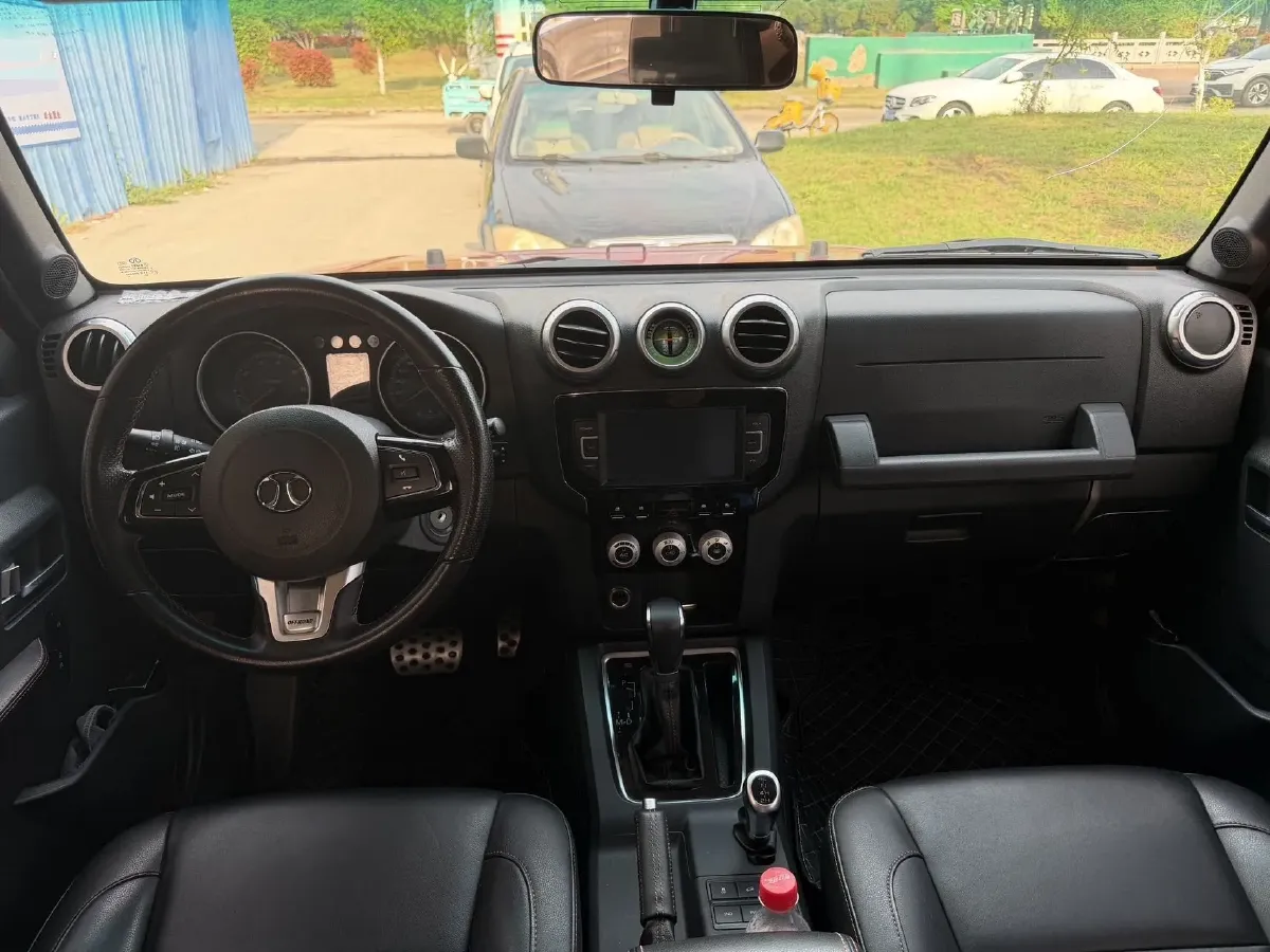 2017 Beijing BJ40 2.3T 250HP L4 6AT,autocango,china used car exporter,china ev exporter,chinese used car exporter,chinese used ev exporter