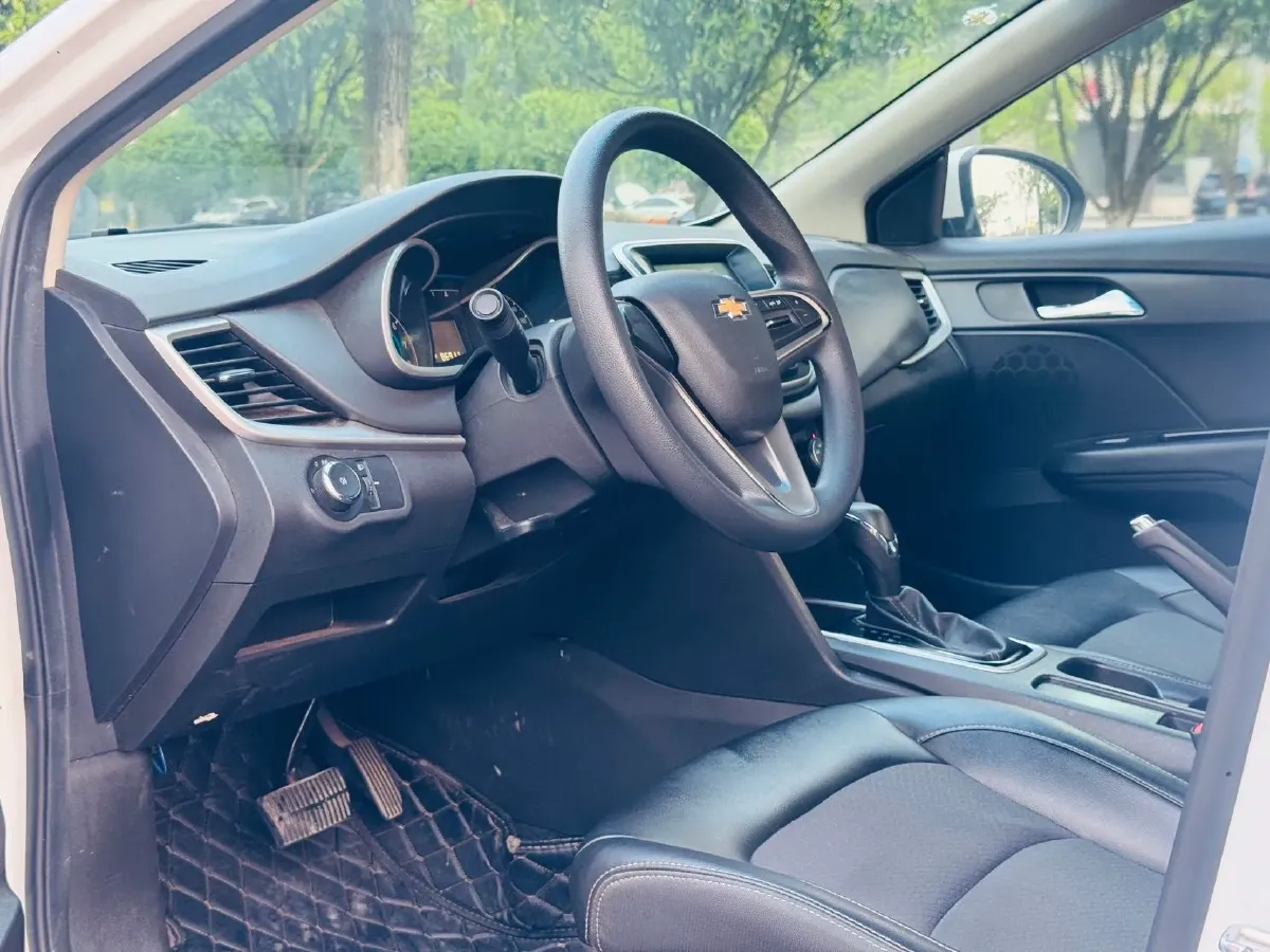 2019 Chevrolet Cavalier 1.5L 113HP L4 6AT,autocango,china used car exporter,china ev exporter,chinese used car exporter,chinese used ev exporter