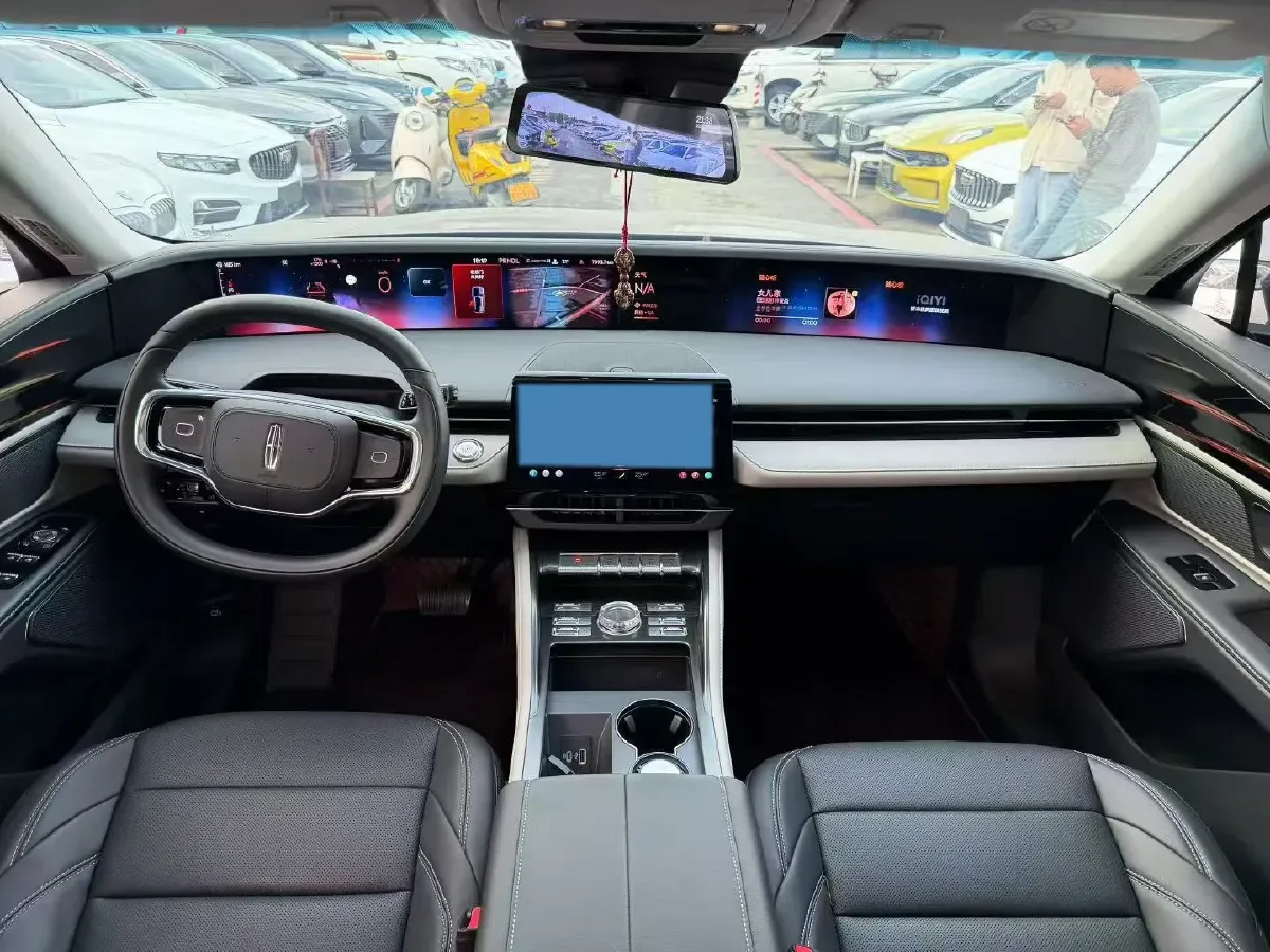 2025 Lincoln Nautilus 2.0T 261HP L4 8AT,autocango,china used car exporter,china ev exporter,chinese used car exporter,chinese used ev exporter