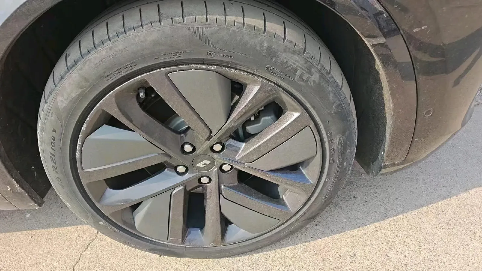 2023 Li L9 Range Extended 154HP REEV 42.6KWH,autocango,china used car exporter,china ev exporter,chinese used car exporter,chinese used ev exporter