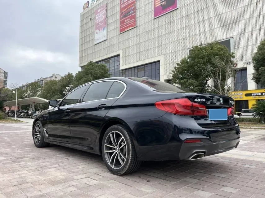 2020 BMW 5 Series 2.0T 184HP L4 8AT,autocango,china used car exporter,china ev exporter,chinese used car exporter,chinese used ev exporter