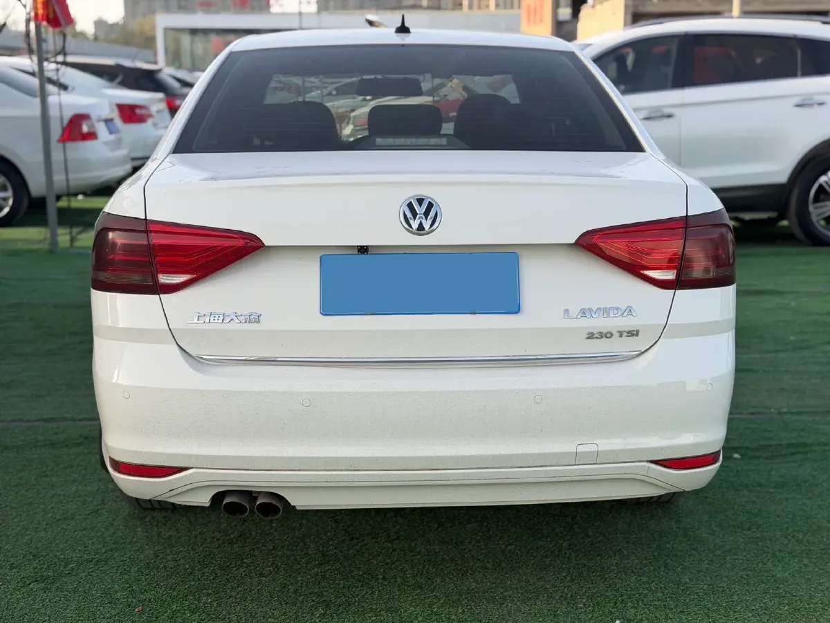 2017 Volkswagen Lavida 1.4T 131HP L4 7DCT,autocango,china used car exporter,china ev exporter,chinese used car exporter,chinese used ev exporter