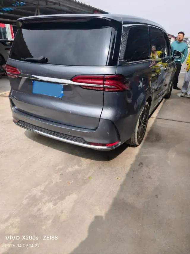 2022 Roewe iMAX8 2.0T 234HP L4 8AT,autocango,china used car exporter,china ev exporter,chinese used car exporter,chinese used ev exporter