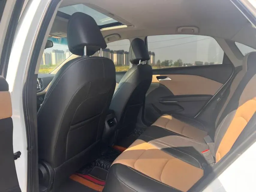 2020 Chevrolet Monza 1.5L 113HP L4 6AT,autocango,china used car exporter,china ev exporter,chinese used car exporter,chinese used ev exporter