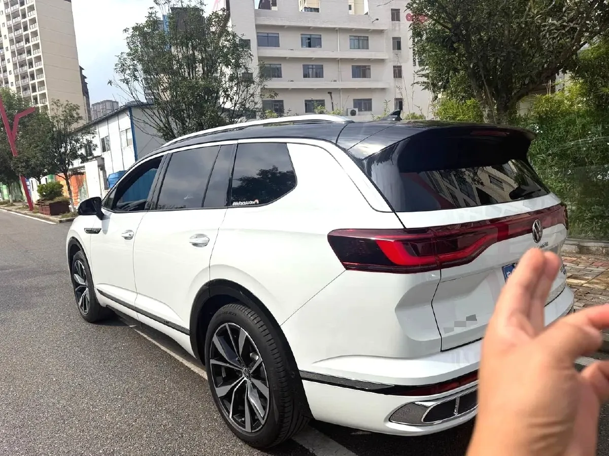 2023 Volkswagen Talagon 2.0T 220HP L4 7DCT,autocango,china used car exporter,china ev exporter,chinese used car exporter,chinese used ev exporter