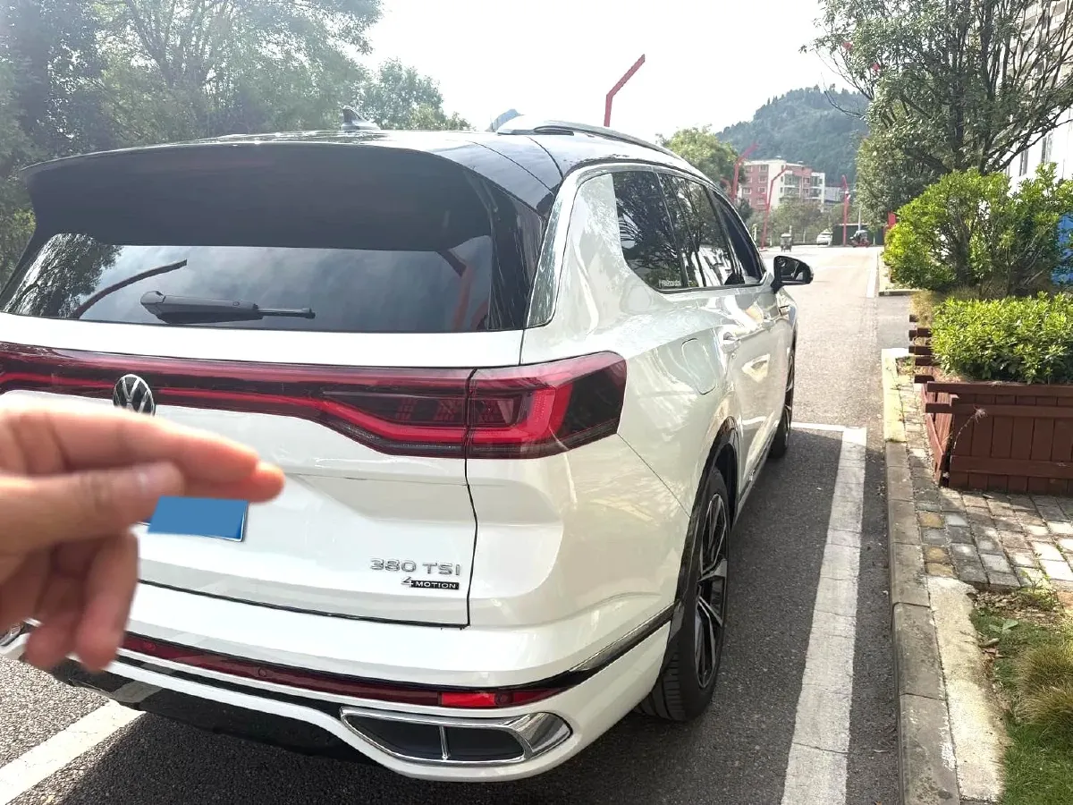 2023 Volkswagen Talagon 2.0T 220HP L4 7DCT,autocango,china used car exporter,china ev exporter,chinese used car exporter,chinese used ev exporter