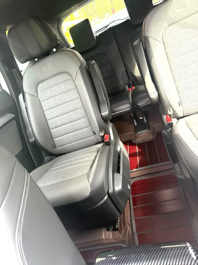 2023 Volkswagen Talagon 2.0T 220HP L4 7DCT,autocango,china used car exporter,china ev exporter,chinese used car exporter,chinese used ev exporter