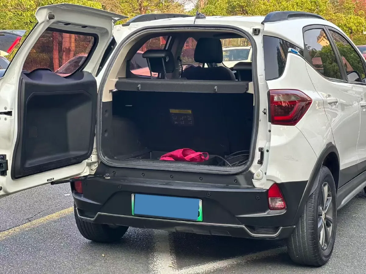 2018 BYD Yuan BEV 42KWH,autocango,china used car exporter,china ev exporter,chinese used car exporter,chinese used ev exporter