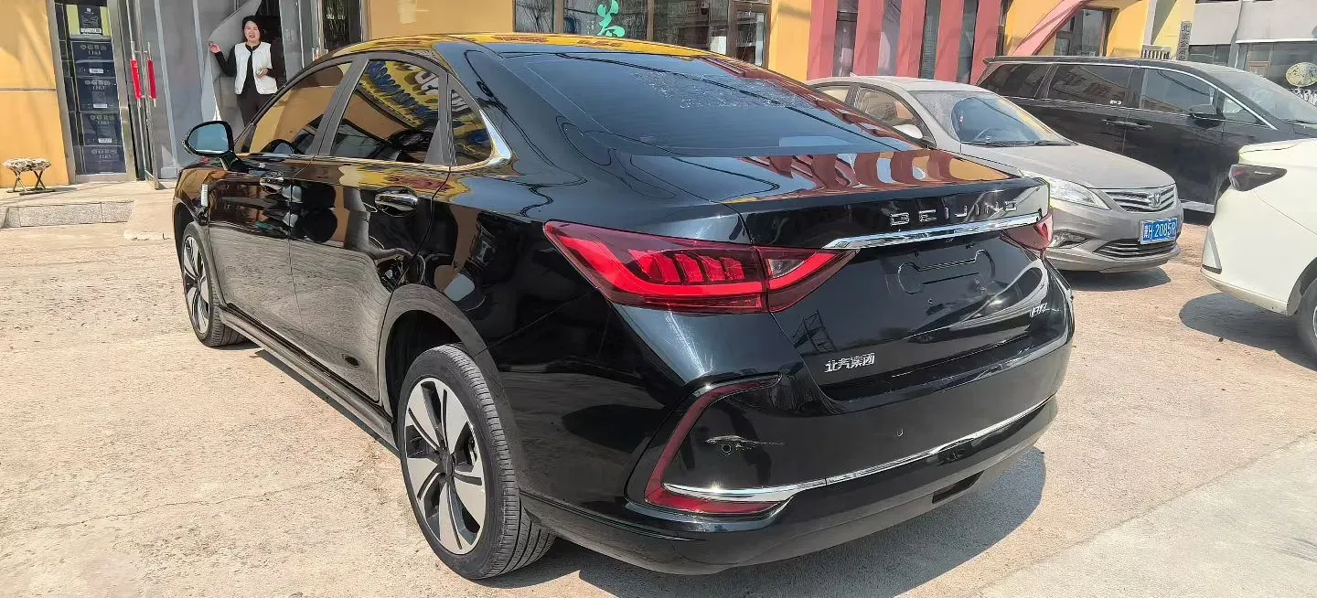 2022 BeiJing Auto EU7 BEV 60.7KWH,autocango,china used car exporter,china ev exporter,chinese used car exporter,chinese used ev exporter