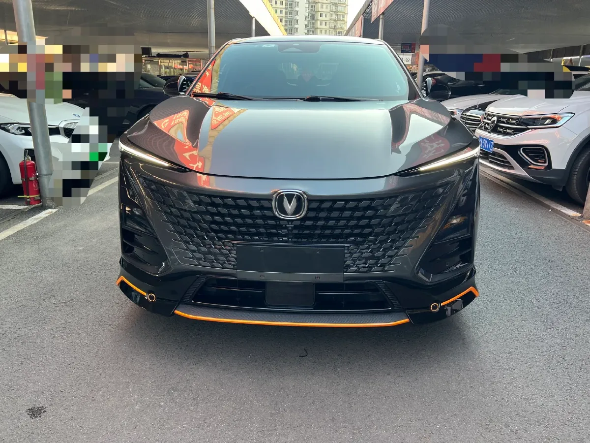 2022 ChangAn UNI-T 1.5T 188HP L4 7DCT,autocango,china used car exporter,china ev exporter,chinese used car exporter,chinese used ev exporter