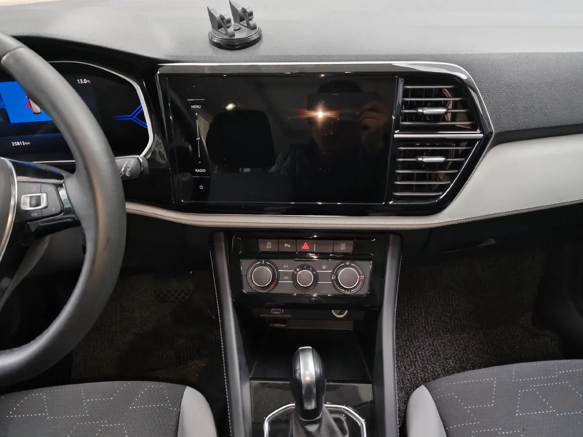 2023 Jetta VS7 1.4T 150HP L4 6AT,autocango,china used car exporter,china ev exporter,chinese used car exporter,chinese used ev exporter