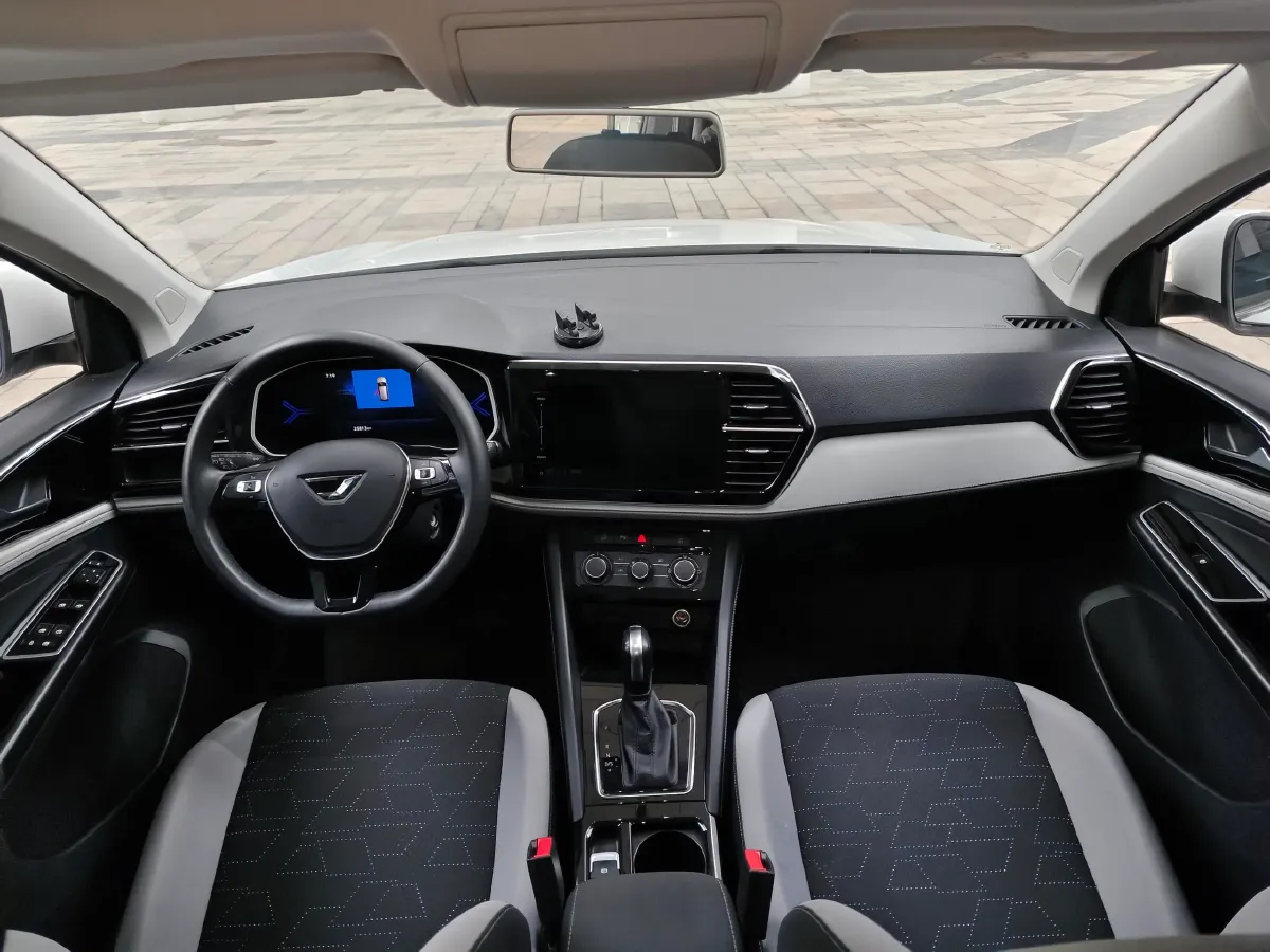 2023 Jetta VS7 1.4T 150HP L4 6AT,autocango,china used car exporter,china ev exporter,chinese used car exporter,chinese used ev exporter