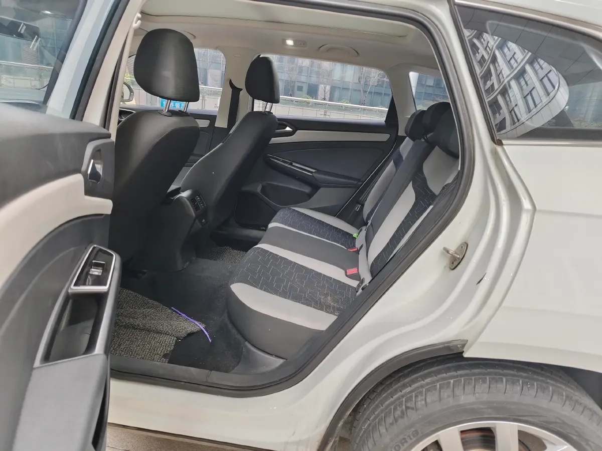 2023 Jetta VS7 1.4T 150HP L4 6AT,autocango,china used car exporter,china ev exporter,chinese used car exporter,chinese used ev exporter