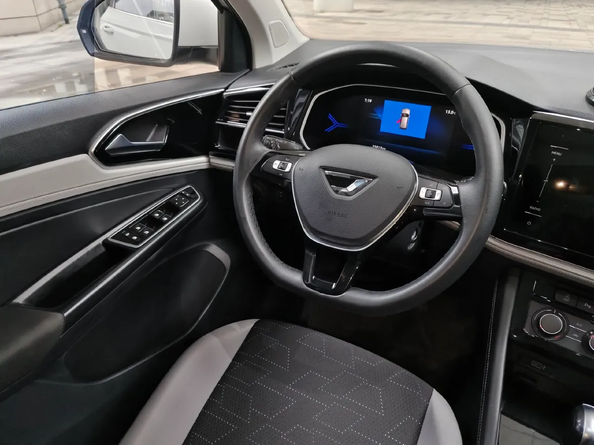 2023 Jetta VS7 1.4T 150HP L4 6AT,autocango,china used car exporter,china ev exporter,chinese used car exporter,chinese used ev exporter