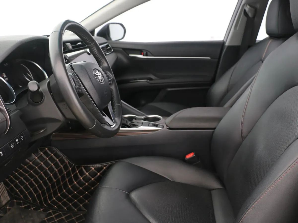 2019 Toyota Camry 2.0L 178HP L4 CVT,autocango,china used car exporter,china ev exporter,chinese used car exporter,chinese used ev exporter