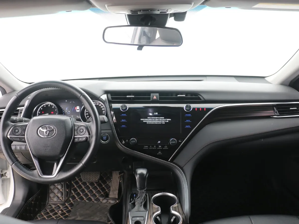 2019 Toyota Camry 2.0L 178HP L4 CVT,autocango,china used car exporter,china ev exporter,chinese used car exporter,chinese used ev exporter